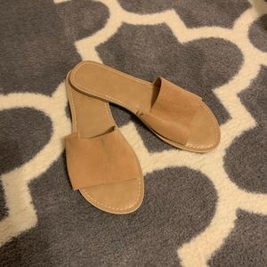 Coconut flat slides. Women’s size 8.